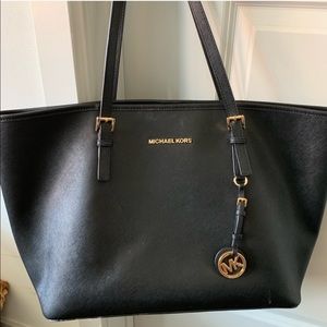 Michael Kora Jet set tote